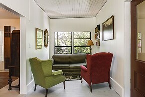 Peaceful Pomona Park Home: 1 Mi to Lake Broward!