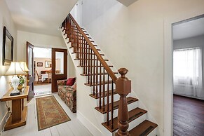 Peaceful Pomona Park Home: 1 Mi to Lake Broward!