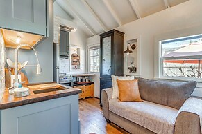 Pensacola Studio Bungalow < 1 Mi to Bayview Park!