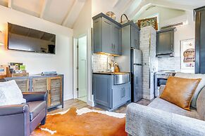 Pensacola Studio Bungalow < 1 Mi to Bayview Park!