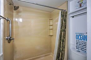 Ocean-view St Augustine Studio w/ Pool Access!