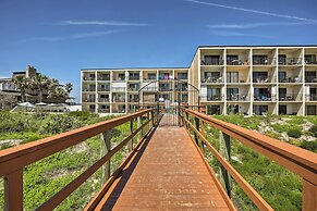 Ocean-view St Augustine Studio w/ Pool Access!