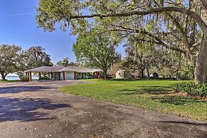 Cozy Frostproof Escape w/ Private Hot Tub!
