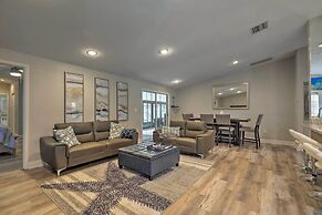 Near Beaches & Dining: Palm Harbor Gem w/ Pool