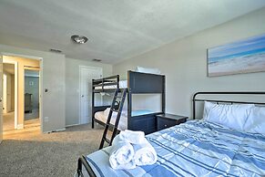 Near Beaches & Dining: Palm Harbor Gem w/ Pool