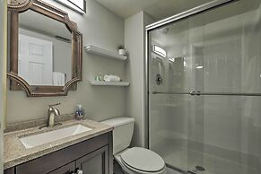 Near Beaches & Dining: Palm Harbor Gem w/ Pool