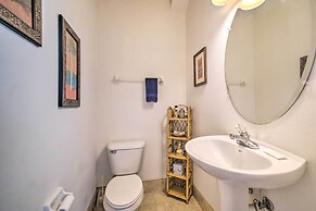 Pet-friendly Homosassa Condo: Walk to River!