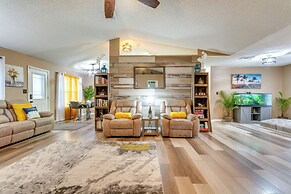 Pensacola Home w/ Private Backyard & Fire Pit