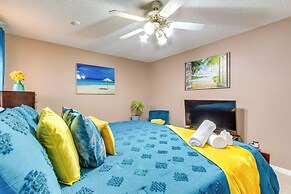 Pensacola Home w/ Private Backyard & Fire Pit