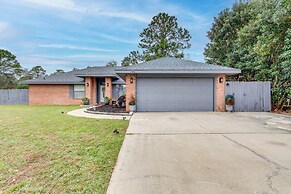 Pensacola Home w/ Private Backyard & Fire Pit