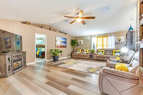 Pensacola Home w/ Private Backyard & Fire Pit