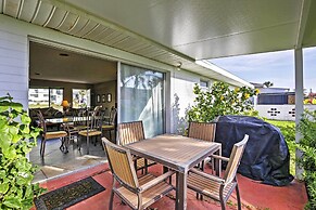 Pet-friendly Daytona Beach Home, Walk to the Ocean