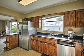 Pet-friendly Daytona Beach Home, Walk to the Ocean