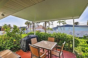 Pet-friendly Daytona Beach Home, Walk to the Ocean