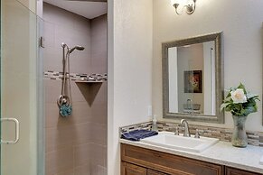 Heated Pool + Chef's Kitchen: Port Charlotte Home!