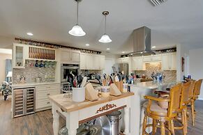 Heated Pool + Chef's Kitchen: Port Charlotte Home!