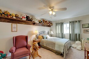 Heated Pool + Chef's Kitchen: Port Charlotte Home!