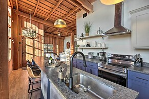 Fort White Retreat: Deck & River Access!