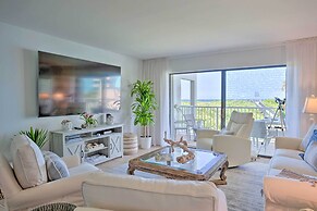 Stuart Condo at Beachfront Resort w/ Ocean Views