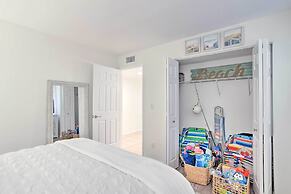 Stuart Condo at Beachfront Resort w/ Ocean Views