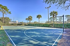 Poinciana Condo w/ Balcony & Resort Amenities