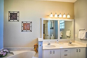 Poinciana Condo w/ Balcony & Resort Amenities