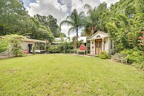 1 Mi to Lake Dora: Cottage w/ Shared Yard & Patio!