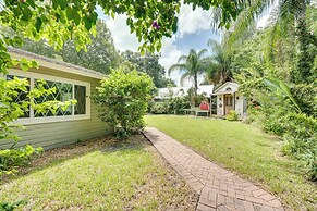 1 Mi to Lake Dora: Cottage w/ Shared Yard & Patio!