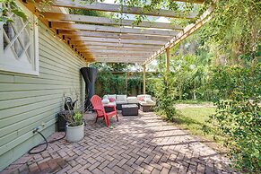1 Mi to Lake Dora: Cottage w/ Shared Yard & Patio!