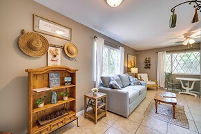 1 Mi to Lake Dora: Cottage w/ Shared Yard & Patio!