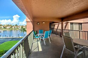Resort-style Condo w/ Pool: 19 Miles to Fort Myers