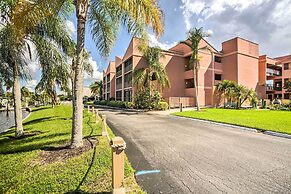 Resort-style Condo w/ Pool: 19 Miles to Fort Myers