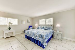 Oceanfront Redington Shores Retreat: Beach Access!