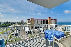 Oceanfront Redington Shores Retreat: Beach Access!