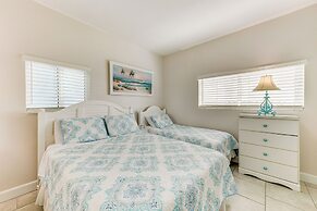 Oceanfront Redington Shores Retreat: Beach Access!