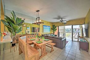 Relaxing Waterfront 2-story Retreat w/ Pool Access