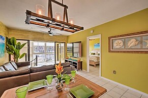 Relaxing Waterfront 2-story Retreat w/ Pool Access