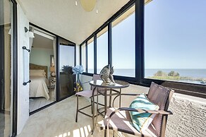 Resort-style Hudson Condo - Spacious Private Patio