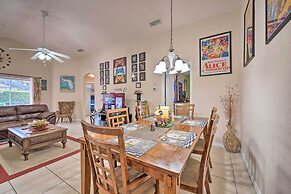 10 Mi to Disney + Heated Pool: Florida Abode!