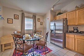 10 Mi to Disney + Heated Pool: Florida Abode!