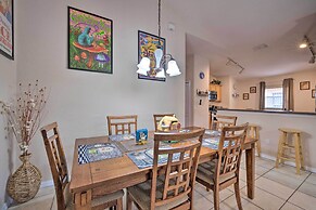 10 Mi to Disney + Heated Pool: Florida Abode!