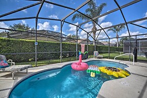 10 Mi to Disney + Heated Pool: Florida Abode!