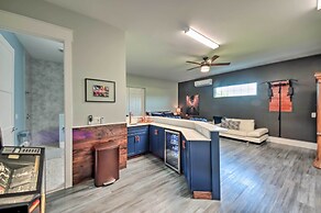 Sprawling Fort Denaud Paradise: Pool, Hot Tub