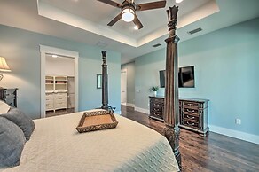 Sprawling Fort Denaud Paradise: Pool, Hot Tub