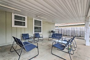 Spacious Fort Walton Beach Home ~ 2 Mi to Beach!