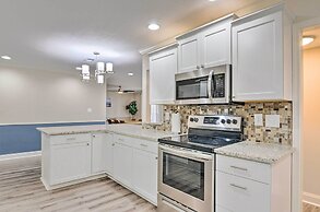 Spacious Fort Walton Beach Home ~ 2 Mi to Beach!