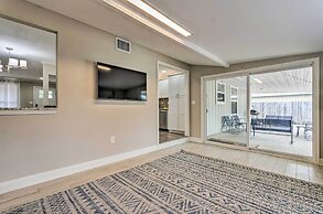 Spacious Fort Walton Beach Home ~ 2 Mi to Beach!