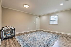 Spacious Fort Walton Beach Home ~ 2 Mi to Beach!