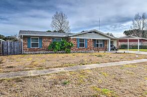 Spacious Fort Walton Beach Home ~ 2 Mi to Beach!