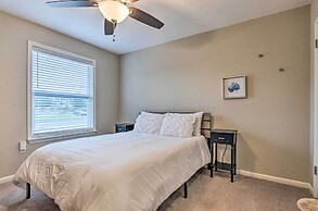 Spacious Fort Walton Beach Home ~ 2 Mi to Beach!